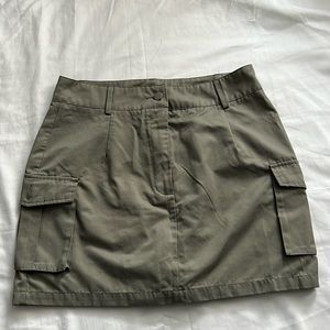 Army green cargo skirt